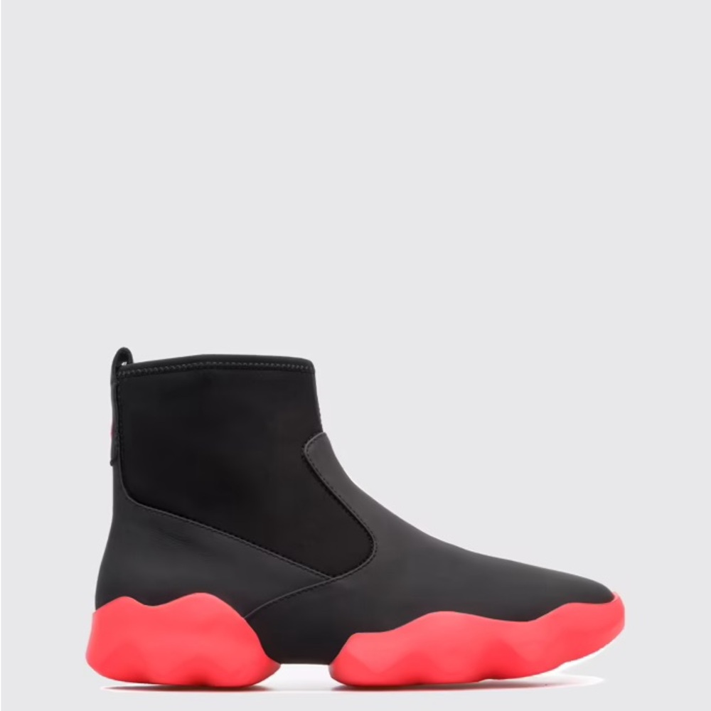 Camper Dub Women’s 9 Slip-on Sneakers Boots Shoes Black Pink